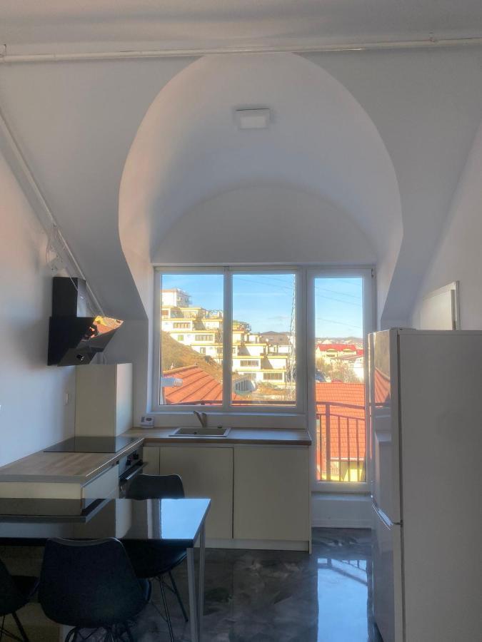 Andrew Apartaments Cluj-Napoca Eksteriør billede