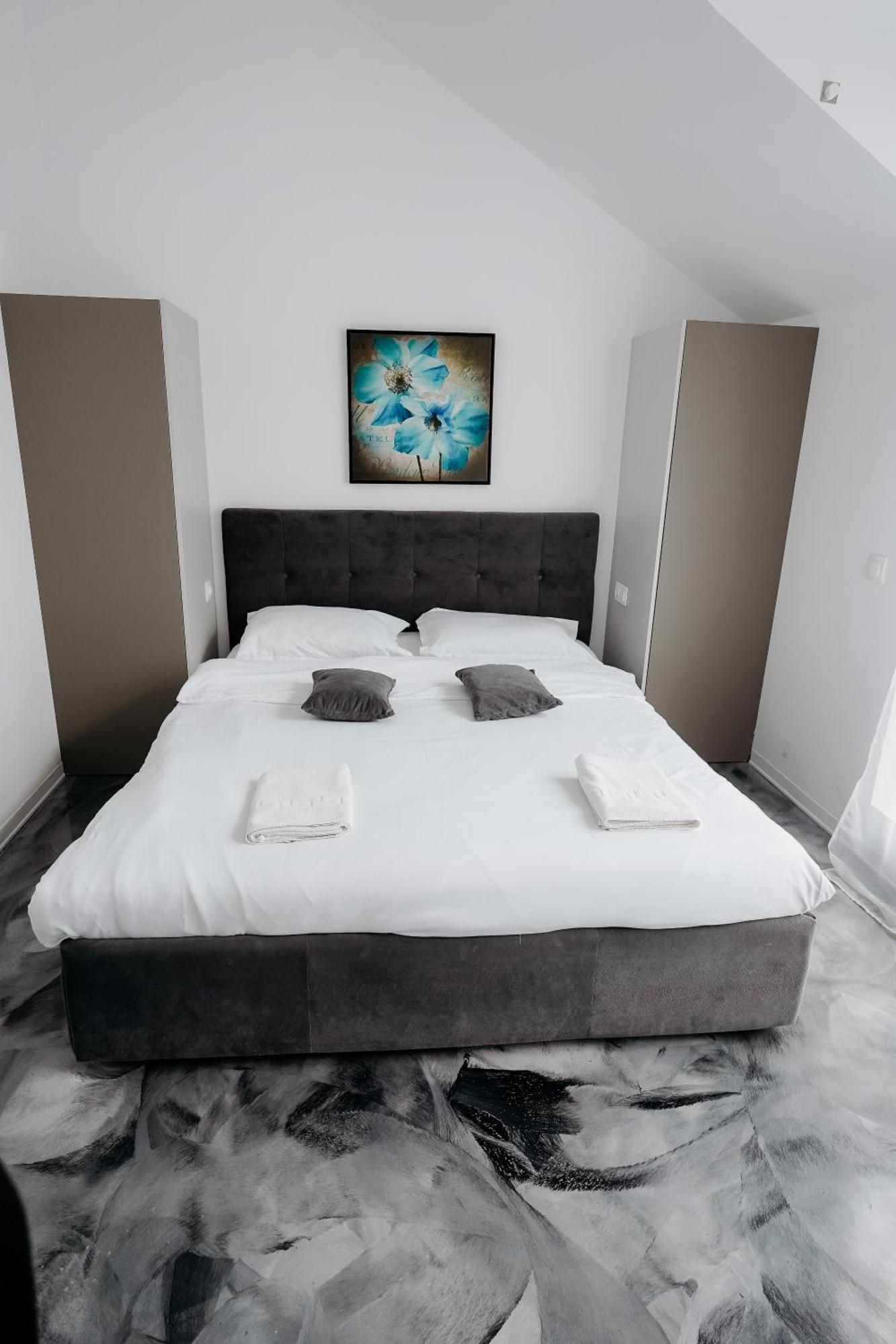 Andrew Apartaments Cluj-Napoca Eksteriør billede