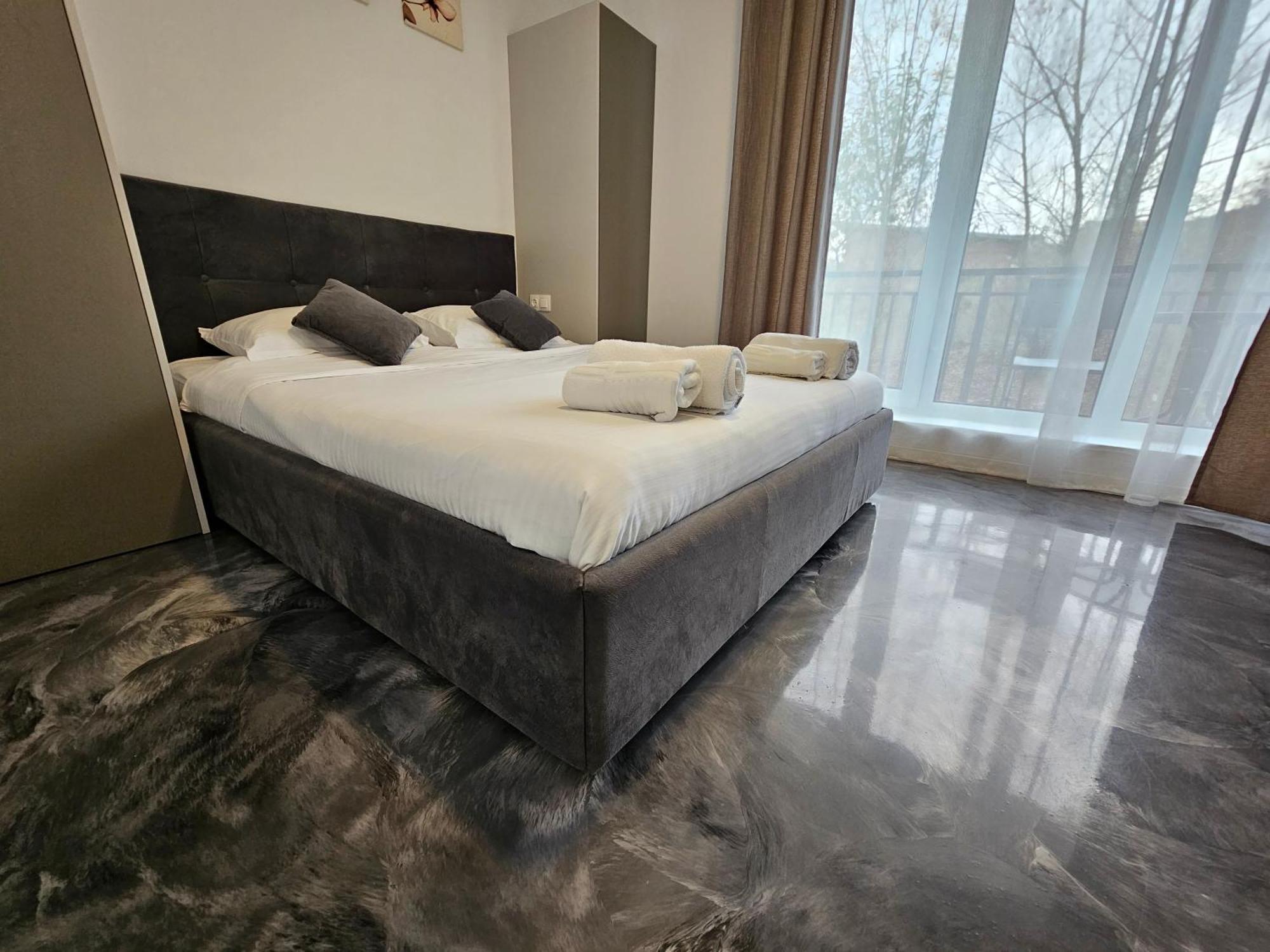 Andrew Apartaments Cluj-Napoca Eksteriør billede